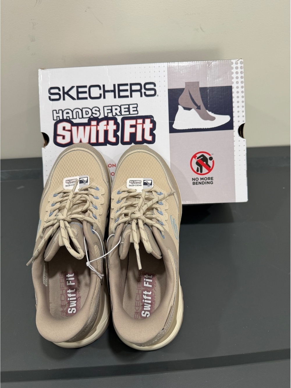Skechers Hands Free Swift Fit Women's Hiking Shoes Tan Size 10